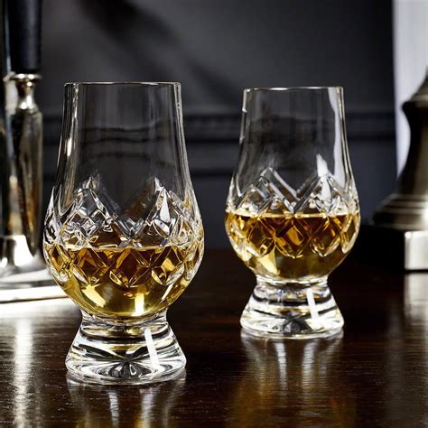 luxury whiskey glasses for every occasion